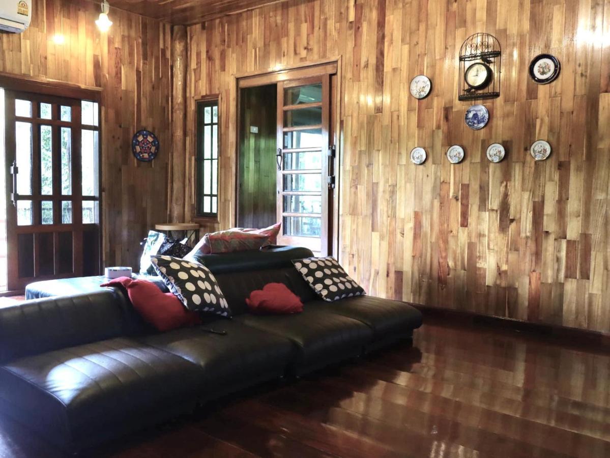 Baanrai Khunya บ้านไร่คุณย่า Sai Yok Exterior photo