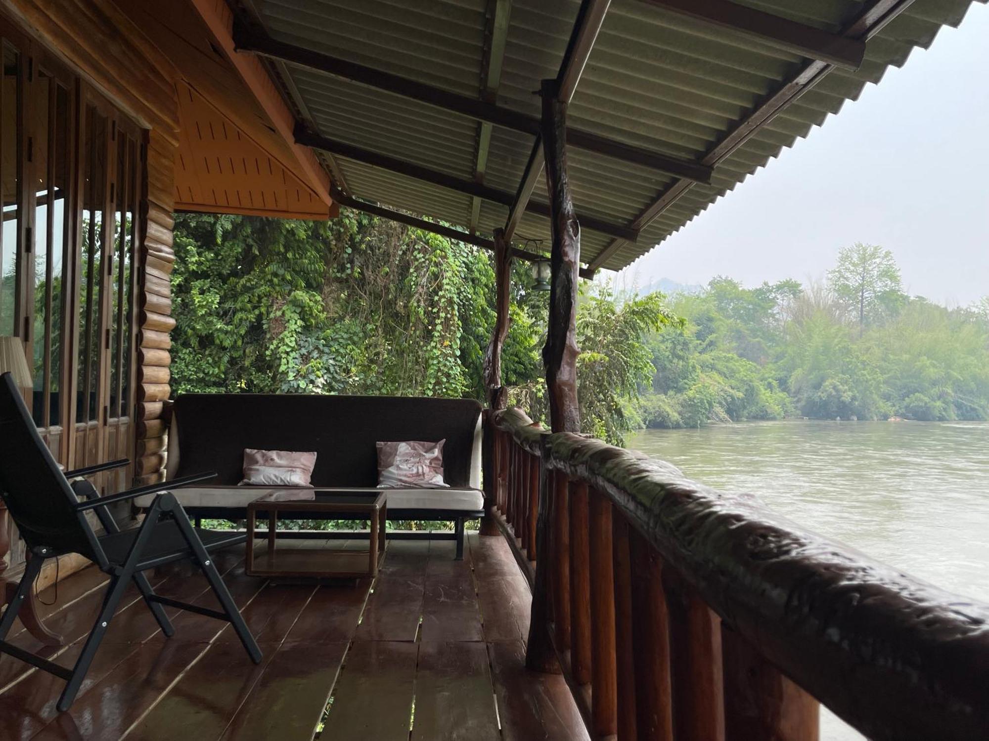 Baanrai Khunya บ้านไร่คุณย่า Sai Yok Exterior photo