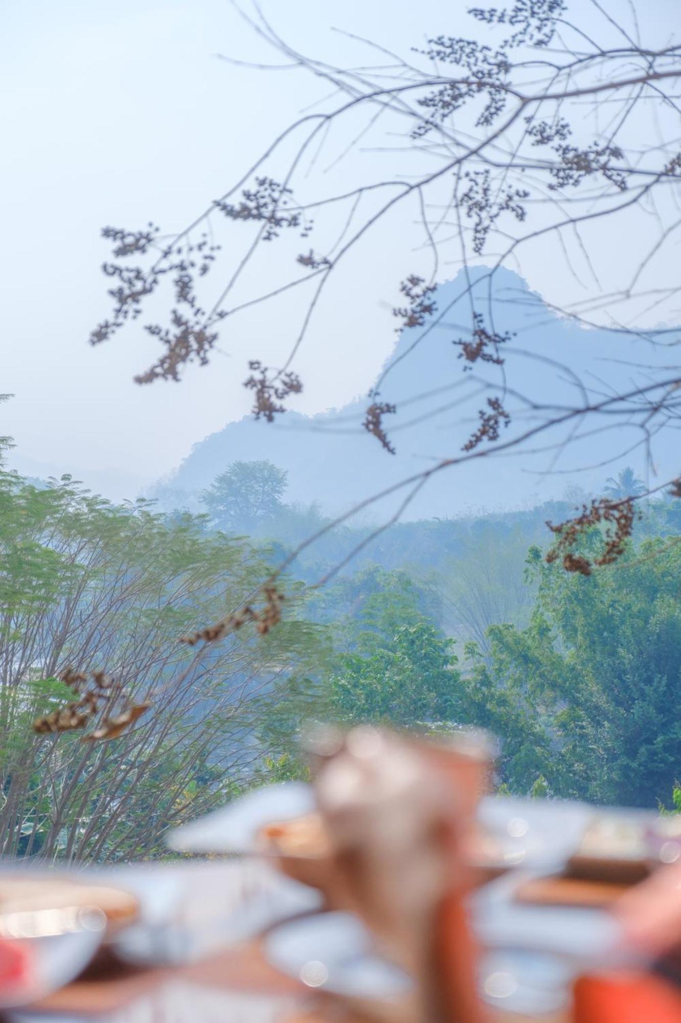 Baanrai Khunya บ้านไร่คุณย่า Sai Yok Exterior photo